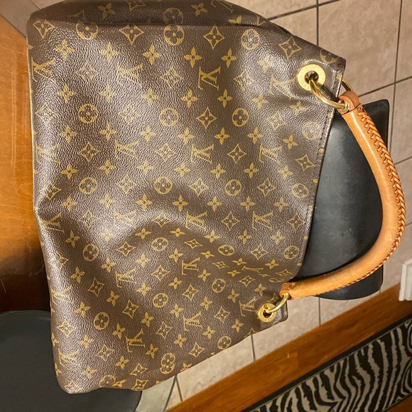 ❤️❤️❤️Louis Vuitton Artsy MM. EXCELLENT CONDITION - Picture 9 of 16